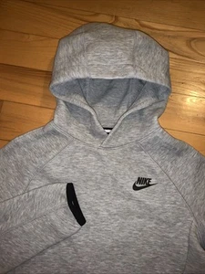 Nike Tech Sportswear Boys Girls Gray Size Medium Sweatshirt Hoodie Pullover 8 10 - Picture 1 of 16