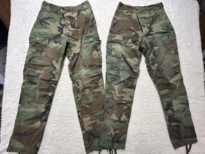 2 Stück Vintage US Army Woodland Camo BDU Hosen Herren Small-Long - Bild 1 von 20
