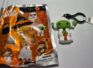 Monogramm Star Wars Figur Rucksack Clip Schlüsselanhänger Halloween Mumie Yoda - Bild 1 von 1