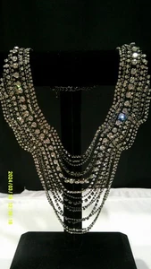 Collar con joyas de múltiples cadenas - Imagen 1 de 4