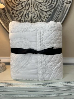 Pottery Barn LoveShackFancy бант сердце лоскутное одеяло полный/королева пятна читать - Изображение 1 из 4