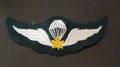 Reproduction WW2 Canadian Paratrooper Wings Airborne Jump Maple #130 - Image 1 of 3
