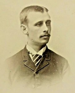 Foto CDV Orebro Suecia joven Alfred Wahller carta de visita años 1890 B2 - Imagen 1 de 3
