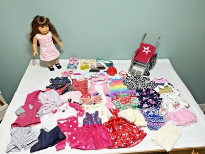 Lote DE 45 Piezas: Muñeca American Girl y Ropa, Zapatos, Silla de Ruedas y Accesorios Foto 1 de 4