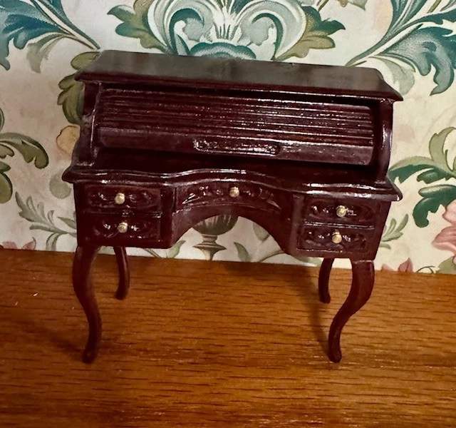 Escritorio miniatura vintage para casa de muñecas Bespaq 6 cajones y tapa enrollable escala 1:12 Foto 1 de 4