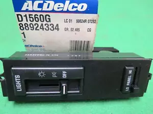 88924334 GM FARO ANTINIEBLA INSTRUMENTO INTERRUPTOR PNL 87 BUICK SKYLARK 86 SOMERSET - Imagen 1 de 1