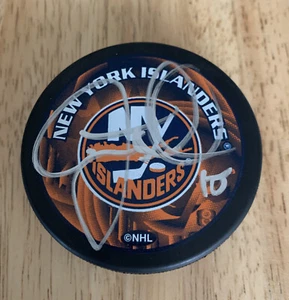 Jeff Tambellini #15 Signed New York Islanders NHL Hockey Puck With Hologram COA - Picture 1 of 3