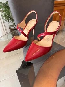 Calvin Klein Women's 9 1/2M Geena Pump Red Patent 609 Heels Christmas Is Coming. - Picture 1 of 14