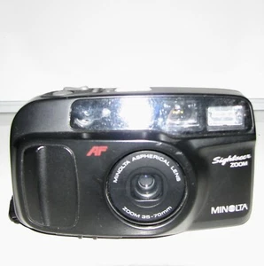 Vintage Minolta Sightseer Zoom 35-70mm Point and Shoot 35mm Film Camera w/ Flash - Imagen 1 de 8