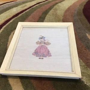 Cuadro vintage de niña crewl, lindo sombrero y precioso vestido. Con marco, Stollenwerk - Imagen 1 de 9