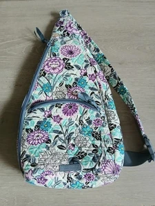Vera Bradley Womens Essential Sling Backpack Blue Purple Flowers Floral Great - Picture 1 of 5
