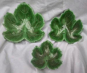 Vintage Green Ceramic Leaf Shaped Candy,Nut Dish, Decorative Table Decor 3 Piece - Bild 1 von 16