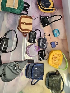 Vintage Bratz Doll Purses and Bags accessorie lot - Picture 1 of 5