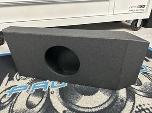 2007-18 Jeep Wrangler JL/JLU Shallow Mount 10” Tailgate Subwoofer Enclosure Box - Picture 1 of 7