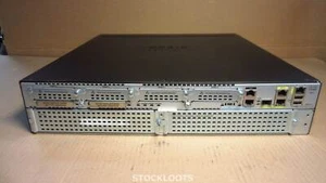 Routeur Cisco 2921 V08 services intégrés 2x Gigabit 4x emplacements EHWIC EXCL RM EARS - Photo 1/3