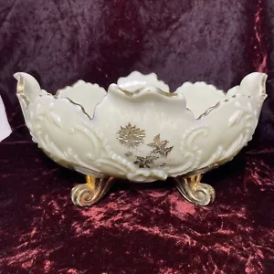 Antico centrotavola floreale dorato modello crema pasticcera piedi ovali LEGGI - Foto 1 di 12