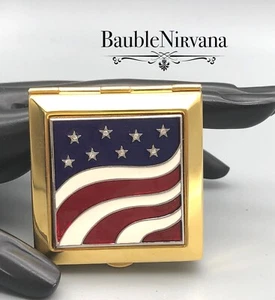Polvo de lucidez compacto y caja Estee Lauder America the Beautiful Flag 2002 vintage - Imagen 1 de 5
