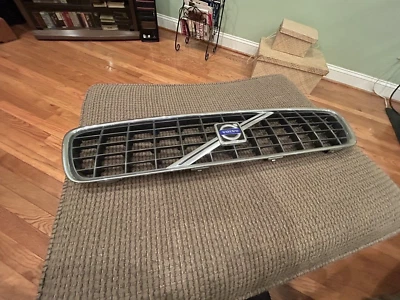 Volvo S40 2005-2007 parrilla delantera 08620116 Foto 1 de 4