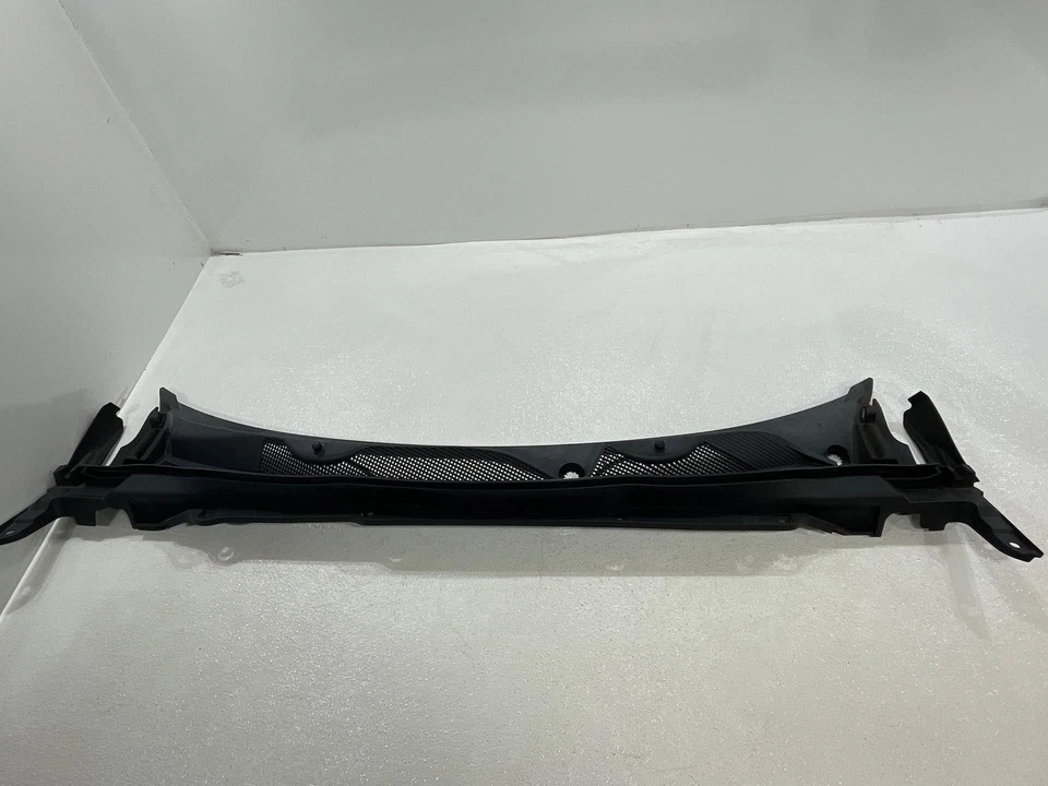 Fits 2014-2018 Chevrolet Impala Front Windshield Wiper Cowl Free Shipping OEM - Image 1 of 4