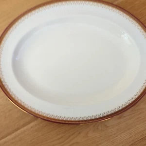 Paragon Holyrood Serving Plate - Picture 1 of 3