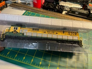 Bowser Executive Line 23677 Alco C630 lectura #5309 sonido DCC/Tsunami OB - Imagen 1 de 21