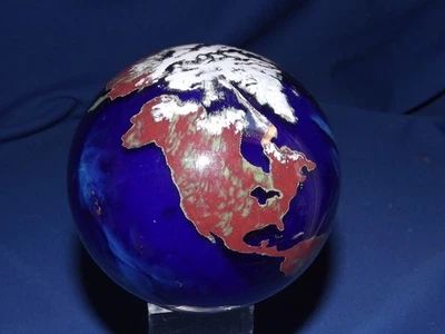 Lundberg Studios 1996 Earth - Wintery World - Vidrio artístico firmado 3,5" W x 3,5" T Foto 1 de 4