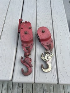 2 - Vtg Durbin Durco Dual red iron rope pulley block & tackle, St. Louis MO - Picture 1 of 9
