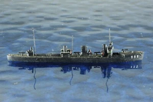 B 97 Hersteller Navis 61 , Bug Nummer 111, 1:1250 Schiffsmodell - Bild 1 von 2