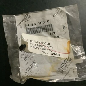 NUEVO GENUINO YAMAHA 90114-10010 RUEDA TRASERA PERNO, DENTADO - Imagen 1 de 2