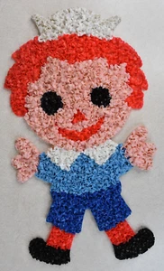 Vintage 1970s Melted Plastic Popcorn Wall Decoration Raggedy Andy 19" Tall - Picture 1 of 2