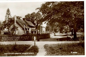 Harpenden Hatching Green with thatched cottages & shady trees - Picture 1 of 1