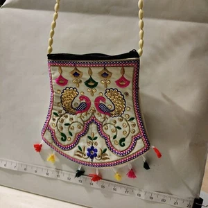 Beautiful indian purse birds handbag pocket book - Picture 1 of 6