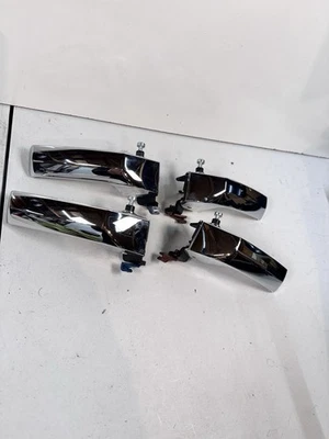 Juego de 4 manijas interiores interiores cromadas para Dodge Ram 1500 2500 3500 Foto 1 de 2