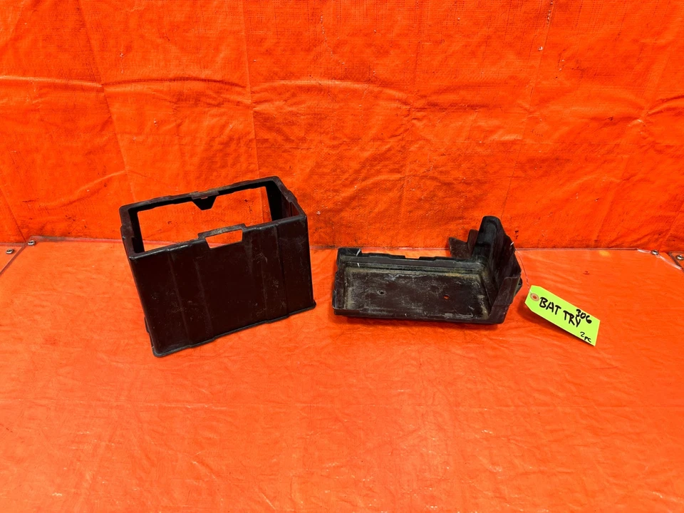 06-11 HONDA CIVIC - PROTECTOR DE BANDEJA DE BATERÍA Y ACCESORIOS DE AMARRE - OEM #307 Foto 1 de 4