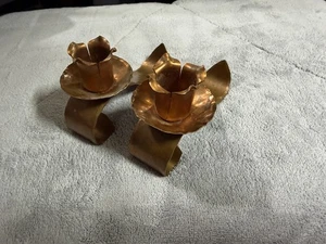 Schaefer's moderne handgefertigte Kerzenständer aus gehämmertem Kupfer 2er Set - Bild 1 von 4