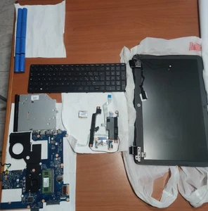 RICAMBI HP 250 G3 (intel Celeron N2840, 4GB ram DDR3L, HDD da 500GB con schermo) - Foto 1 di 6