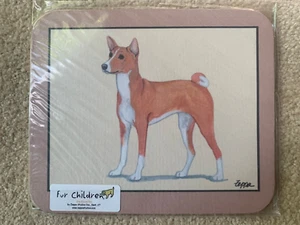 SOLO 2 A SINISTRA - Nuovo BASENJI TAPPETINO TOPOLINO per cani antiscivolo su sfondo beige liscio - Foto 1 di 1