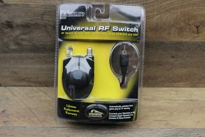 Pelican Accessories NES Super NES Sega Genesis 3DO Automatic TV Switch - Image 1 of 4