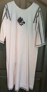 Trachten Damen handgewebtes besticktes Kleid aus Bulgarien - Bild 1 von 10