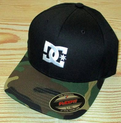MENS DC SHOES FLEXFIT FITTED BLACK CAMO HAT SIZE L/XL - Image 1 of 3