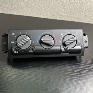 AC Climate Control Module For 1999-2002 Chevrolet Silverado GMC Sierra 599-266 - Picture 1 of 3
