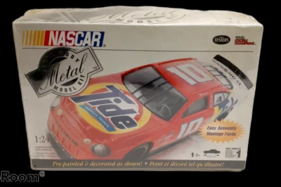 Testor's 1:24 Scale #10 Ricky Rudd/Tide Taurus Metal Model Kit #7134 NEW Sealed. - Image 1 of 4