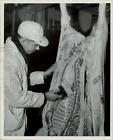 1943 Press Photo Meat Inspector Stamps Carcass Unfit For Human Consumption