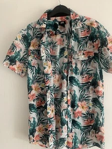 Extra Small H&M Hawaiian Floral Shirt - Picture 1 of 3