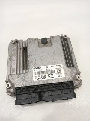 Modulo centralina motore Toyota Auris 150 2007 8966102E20 ECU ALD9696 - Immagine 1 di 4