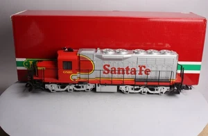 LGB 22560 G Scale Santa Fe Powered Diesel Locomotive EX/Box - Picture 1 of 9