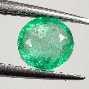 0.59 CT - Natural Zambian Emerald good luster Round Cut -9459 - Picture 1 of 2