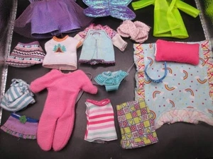 Ropa para muñecas Barbie Kelly 4 pulgadas ~❤️~ Lote de 16 piezas #333 - Imagen 1 de 3