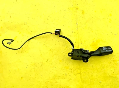 Interruptor de control de crucero del volante Toyota Camry 2002-2006 OEM 84630-06040 Foto 1 de 4
