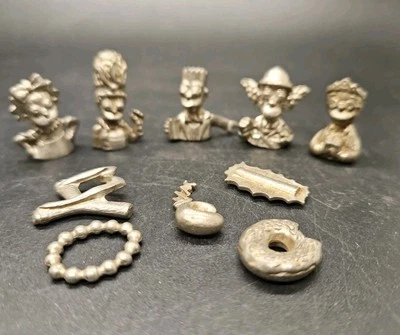 10 x The Simpsons Cluedo spare pewter playing pieces, - Image 1 of 4